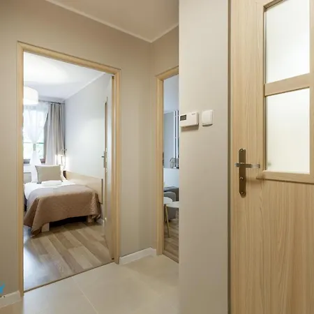 Bluesky - Przemysłowa, W Spokojnej, Zielonej Okolicy, Blisko Dworca Pkp I Sklepów Apartamento Karpacz